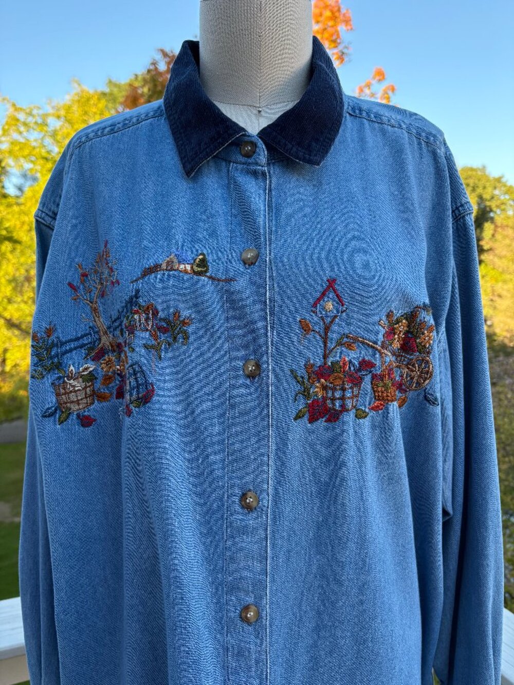Vintage Embroidered Autumn Chambray Shirt 1X 90s Y2K Cottagecore Button Front